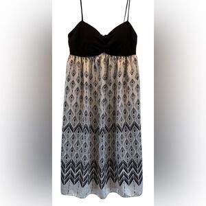 Maggy London Cream and Black Midi Dress